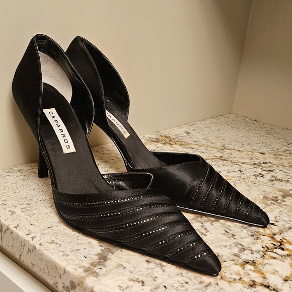 Evening or special occasion shoes - Picture 1 of 8